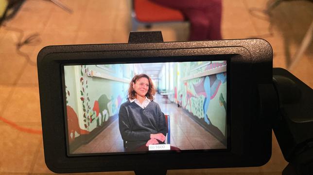 Bild: SWR Barbara Mächtle spricht als eine der wenigen Rektor:innen in Deutschland offen über Probleme an Grundschulen und im Bildungssystem.