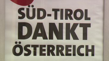 Bild: SWR Schild mit Aufschrift: Süd-Tirol dankt Österreich