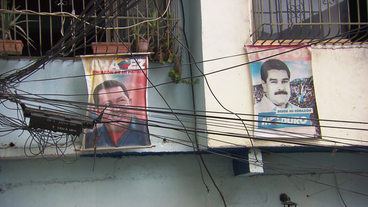 Wahlplakate mit Bild von Hugo Chavez und Nachfolger Nicolas Maduro