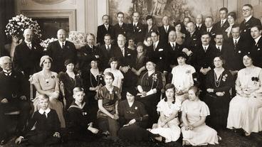 Bildquelle: WDR/ Broadview TV/Tobias Corts Wihelm der II. von Hohenzollern mit seiner Familie
