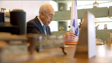 Bild: NDR/Spiegel TV Schimon Peres, damals Vize-Verteidigungsminister, später Regierungschef und Staatspräsident.