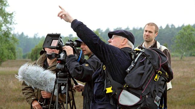 Armin Maiwald (r) unterwegs auf seiner Reise.