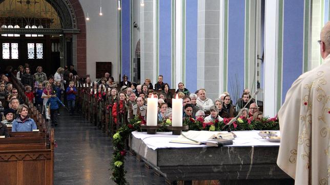 Bild: WDR/Hannes Peters Eröffnungsgottesdienst aus der St. Jakob-Kirche in Aachen