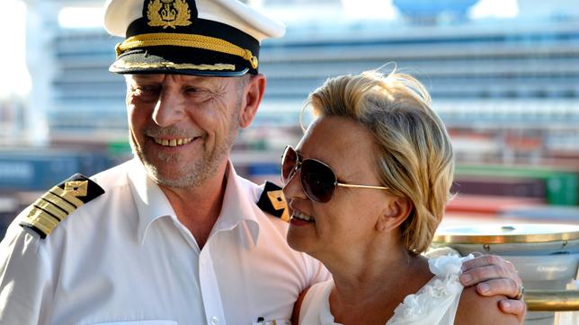 Kapitän Morten Hansen mit seiner Frau Waltraud in Buenos Aires.