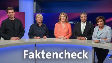 Bild: WDR/Oliver Ziebe Die Gäste (v.l.n.r.): Gregor Peter Schmitz, Susanne Gaschke, Tina Hassel, Sigmar Gabriel
