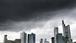 10 Jahre liegt die Finanzkrise zurck ? was ist seither verbessert worden?