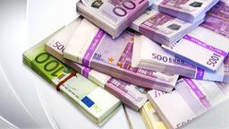 Die Geldtpfe sind voll, aber bei Schulen oder bei Straen, die dringen saniert werden mssen, kommt nichts an. 
