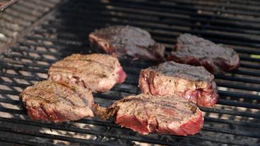 Fleisch auf dem Grill