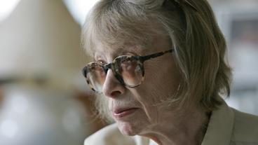 Joan Didion in ihrem New Yorker Apartment.