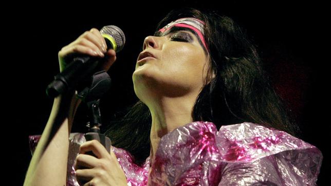 Bild: picture-alliance/ dpa/epa ANA Mavrona Die isländische Sängerin Björk
