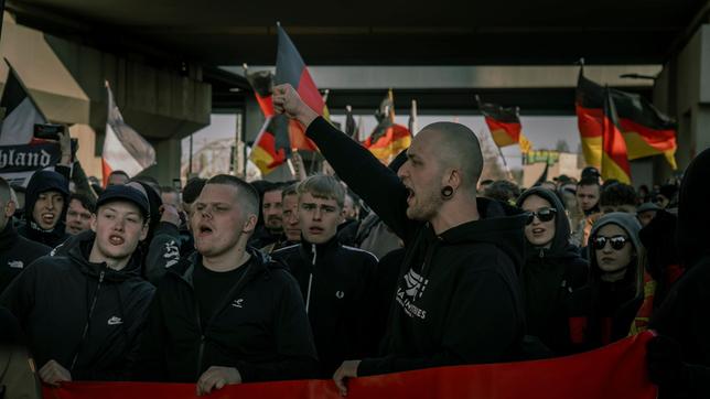 Bild: IMAGO/Hami Roshan Neonazi-Aufmarsch in Berlin, März 2025