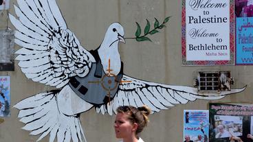 Bild: dpa/Jim Hollander Wandbild in Bethlehem