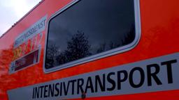 Intensivtransport der Berufsfeuerwehr Kln von auen