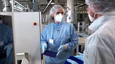 Bild: SWR Wissenschaftlerin im Interview.