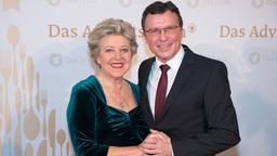 Adventsessen 2015: Volker Herres begrüßt Marie-Luise Marjan