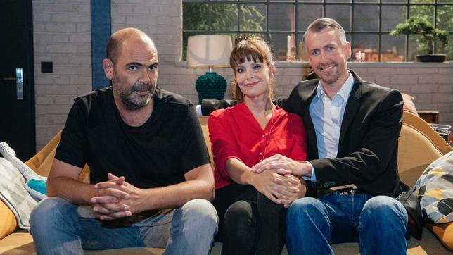 Bild: BR/Julia Müller/BR/Julia Müller Hannes Ringlstetter, Maike Kühl und Sebastian Pufpaff.