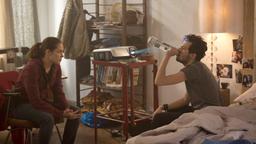 TEL-AVIV-KRIMI: Sara (Katharina Lorenz) ahnt, dass Khalid (Camill Jammal) mehr über den Mord an seiner Freundin weiß, als er zugibt.
