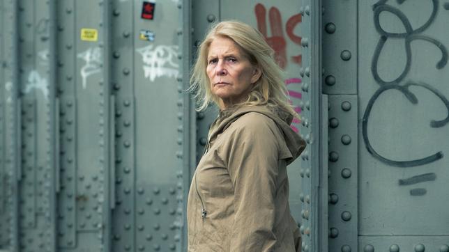 Bildquelle: ARD Degeto/ Svenja von Schultzendorff Hanna Berger (Christiane Hörbiger)