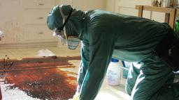Irgendjemand muss auch blutige Tatorte sauber machen: Der "Reiniger" Tom Cutler (Samuel L. Jackson) bei der Arbeit.