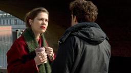 Karriere oder Familie? Ärztin Juliana (Meike Droste) im Konflikt mit ihrem Mann Freddy (Oliver Wnuk).
