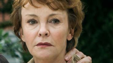 Bild: NDR/Daniela Incoronato Kathrin Sass in ihrer Rolle als Christine Unger