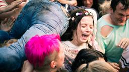 Die Welt stand ihr offen: Antonia Schneider (Jella Haase) stand kurz vor dem Abitur und wollte einfach nur feiern, als sie in den Tunnel der Duisburger Loveparade geriet.