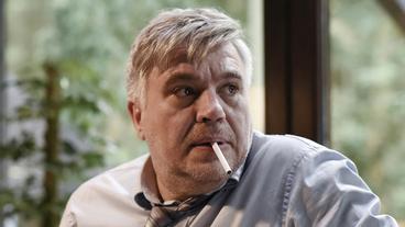Bild: NDR/Marion von der Mehden Aljoscha Stadelmann in seiner Rolle als Frank Holdt