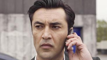 Bild: NDR/Georges Pauly Cenk Batu im Einsatz