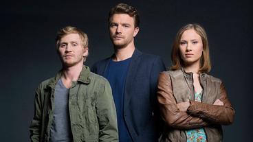 Bild: MDR/Guido Werner Die Ermittler (v.l.n.r.): Friedrich Mücke als Henry Funck, Alina Levshin als Johanna Grewel und Benjamin Kramme als Maik Schaffert