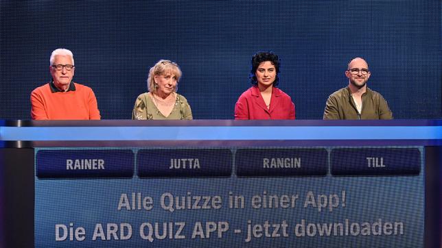 Bild: ARD/Uwe Ernst Die Kandidaten: Rainer Erdmann, Jutta Fuhrländer, Rangin Dalu und Till Umbach.