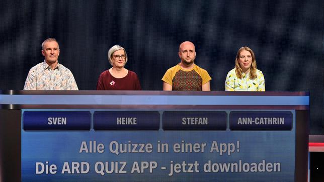 Bild: ARD/Uwe Ernst Die Kandidaten: Sven Möller, Heike Pienkoß, Stefan Schiefelbein und Ann-Cathrin Hebel.