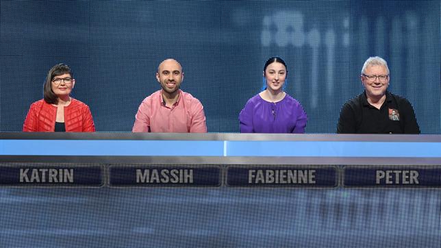 Bild: ARD/Uwe Ernst Die Kandidatinnen: Katrin Hartzen, Massih Fariwar, Fabienne Brill und Peter Bruhn.