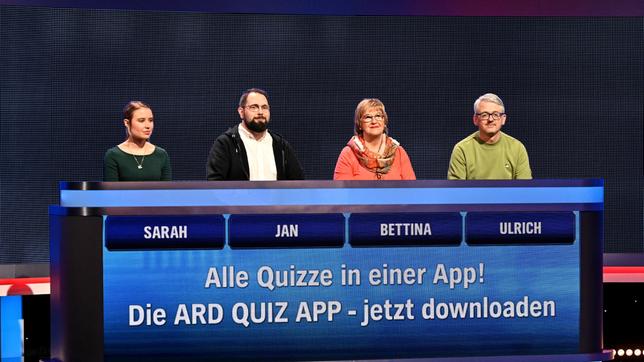 Bild: ARD/Uwe Ernst Die Kandidat:innen (v.l.n.r. am Panel): Sarah Hanöffner, Jan Weber, Bettina Grübl und Ulrich Seifert.