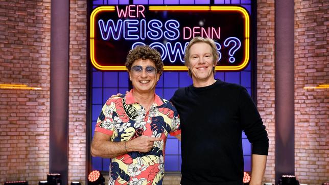 Bild: ARD/Morris Mac Matzen Die Kandidaten: Comedian Atze Schröder und der Comedian Simon Gosejohann.