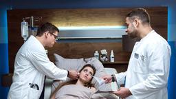 Florentine (Lotte Becker) geht es schon viel besser, doch sie hat noch immer Fieber! Dr. Elias Bähr (Stefan Ruppe) und Dr. Matteo Moreau (Mike Adler) suchen nach der Ursache.