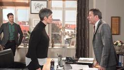 Sydney (Cheryl Shepard) reagiert verletzt, als Gunter (Hermann Toelcke) keinerlei Verständnis dafür zeigt, dass sie Patrick ein Viertel des Hotels überschrieben hat (mit Mickey Hardt).