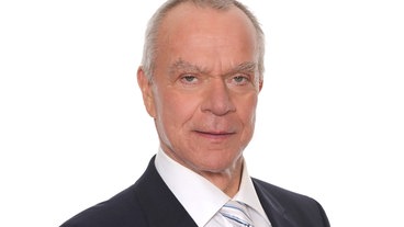 Bild: ARD/Ralf Wilschewski Dirk Galuba spielt Werner Saalfeld