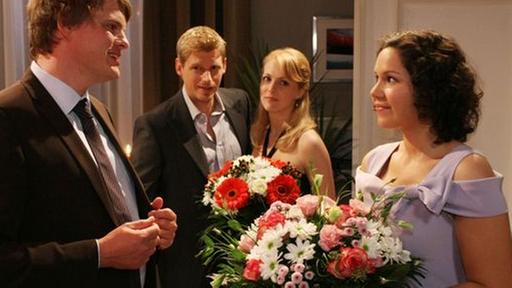 Frieder ed Emma, in HG Felix e Rosalie (Foto: ARD / Arvid Uhlig)