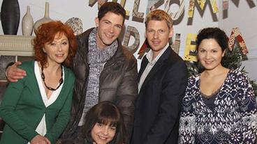 Victoria, Evelyn Simon, Felix ed Emma (Foto: ARD / Jo Bischoff)