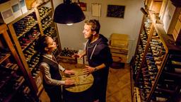 Nils (Florian Stadler) und Alexandra (Kristina Dörfer) wurden von Anrdé im Weinkeller eingeschlossen. Werden die beiden die erzwungene Zweisamkeit nutzen, um sich über ihre Gefühle füreinander klar zu werden?