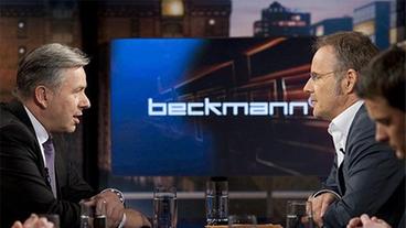 Bild: NDR/Morris Mac Matzen R. Beckmann mit Klaus Wowereit (l.), Roman Menth