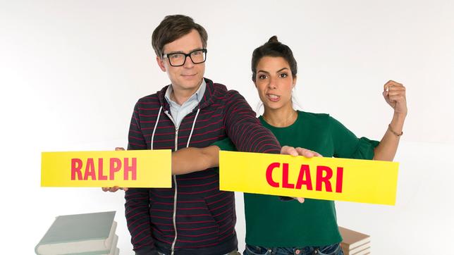 Bild: WDR/Ben Knabe Wissen macht Ah! – Mit Clari und Ralph. Clarissa Corrêa da Silva und Ralph Caspers führen durch die Welt der außergewöhnlichen Fragen.