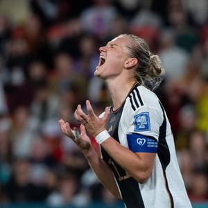Alexandra Popp (Deutschland, 11) aergert sich über eine vergebene Torchance, AUS, Suedkorea vs Deutschland, FIFA Frauen Fussball Weltmeisterschaft Australien 2023, 3. Spieltag, Gruppe H, 03.08.2023 AUS, Suedkorea vs Deutschland, FIFA Frauen Fussball Weltmeisterschaft Australien 2023, 3. Spieltag, Gruppe H, 03.08.2023 Brisbane