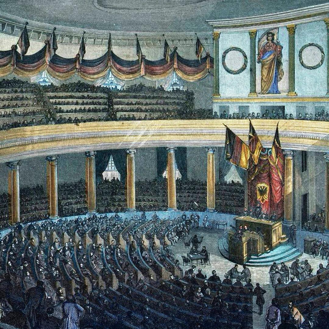 Revolutions 1848 - 1849 : German National Assembly at St Paul's Church in Frankfurt am Main - coloured wood engraving, 19th century - Le Parlement allemand de Francfort (Frankfurter Nationalversammlung) a l'eglise Saint-Paul de Francfort mai 1848. ・Bild: picture alliance / Bianchetti/Leemage | ©Bianchetti/Leemage Revolutions 1848 - 1849 : German National Assembly at St Paul's Church in Frankfurt am Main - coloured wood engraving, 19th century - Le Parlement allemand de Francfort (Frankfurter Nationalversammlung) a l'eglise Saint-Paul de Francfort mai 1848.
