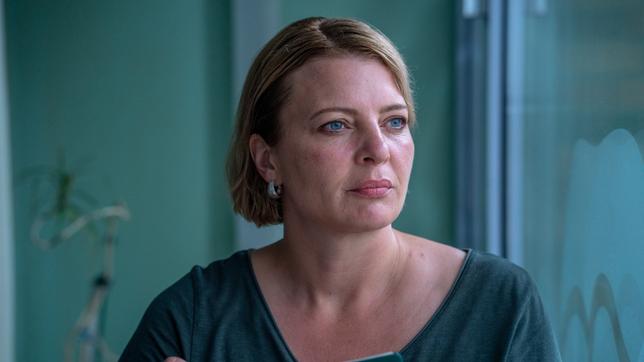 Kathi beginnt wieder zu schreiben.