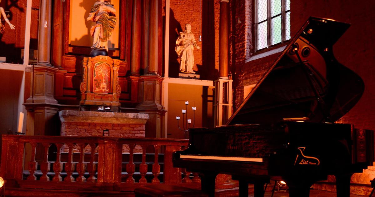 Katholische Christmette An Gottesdienst Ard Das Erste