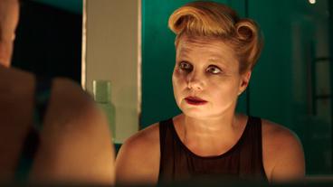 Bild: Radio Bremen/Fred Schirmer Annette Frier in „Kroymann“, Folge 17.