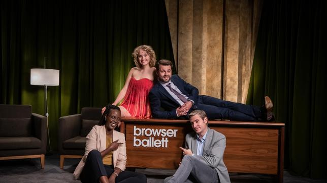 Das Ensemble von "Browser Ballett – Satire in Serie": Anna Dushime, Luise von Finckh, Schlecky Silberstein, Jonas Hien