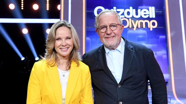 Bild: ARD/Uwe Ernst Das Team "Traumpaar": Ann-Kathrin Kramer mit Ehemann Harald Krassnitzer, beide Schauspieler.