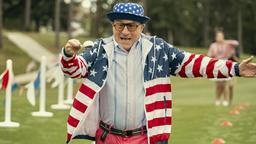 Der sizilianische Einwanderer Salvo (Robert De Niro) liebt die Traditionen des amerikanischen Unabhängigkeitstages.